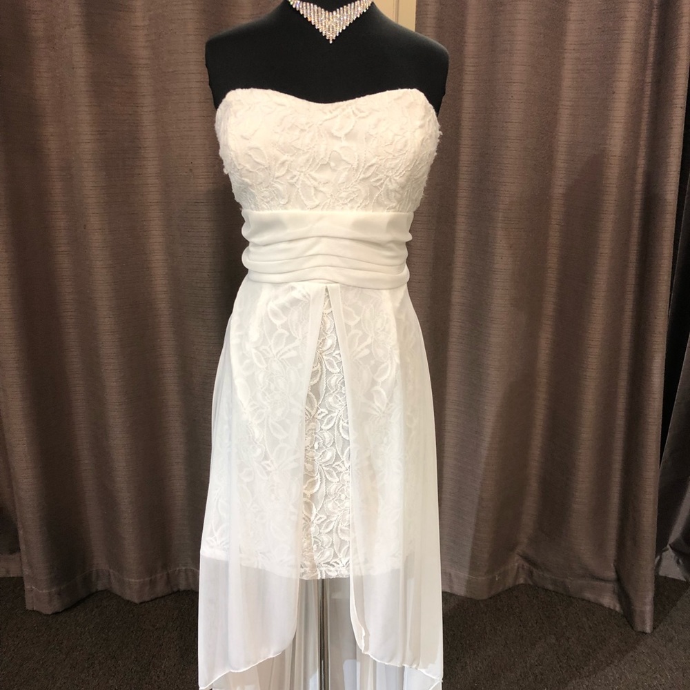 Wedding gown